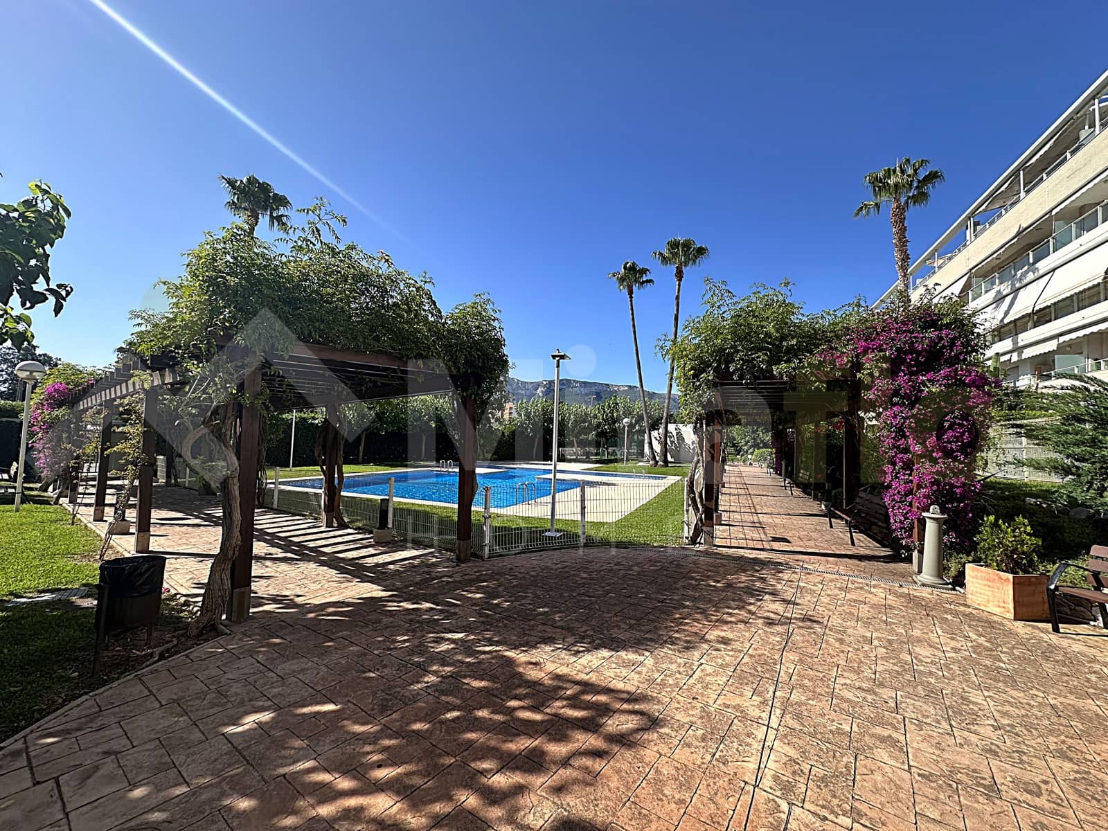 1 sypialnia Penthouse na sprzedaż w Denia z basenem - 274 000 € (Ref: 9914923)