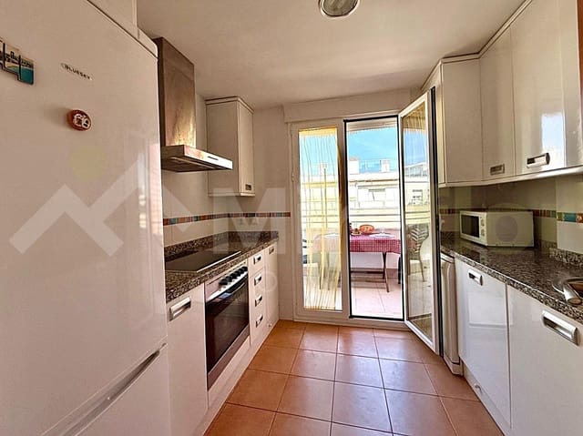 2 sovrum Lägenhet till salu i Dénia med pool - 360 000 € (Ref: 9914924)