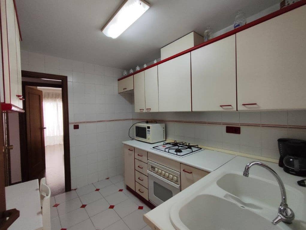 3 makuuhuone Asunto myytävänä paikassa Denia mukana uima-altaan - 220 000 € (Ref: 9915467)