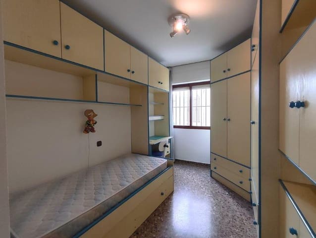 3 makuuhuone Asunto myytävänä paikassa Dénia mukana uima-altaan - 220 000 € (Ref: 9915467)