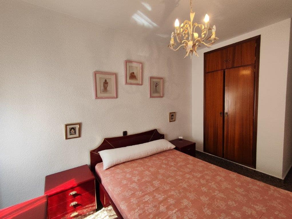 3 makuuhuone Asunto myytävänä paikassa Denia mukana uima-altaan - 220 000 € (Ref: 9915467)