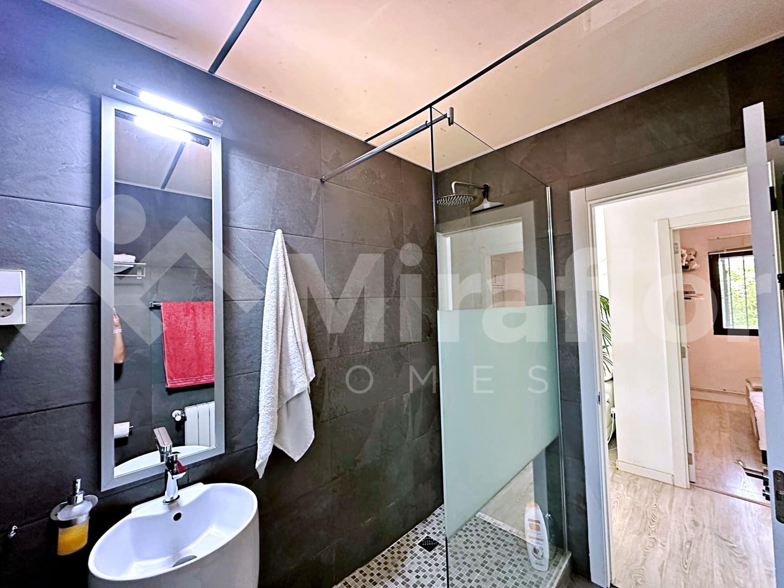 4 bedroom Villa for sale in Denia with pool - € 980,000 (Ref: 9946792)