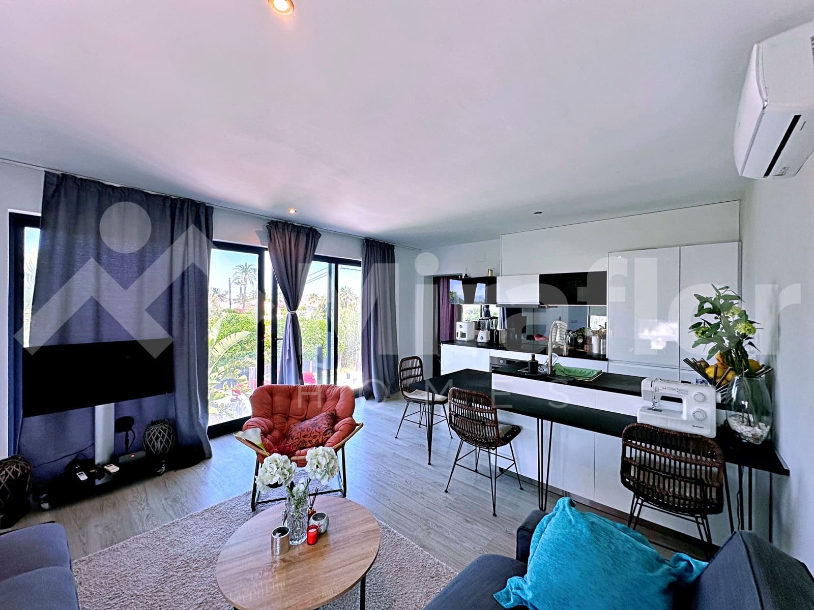 4 bedroom Villa for sale in Denia with pool - € 980,000 (Ref: 9946792)