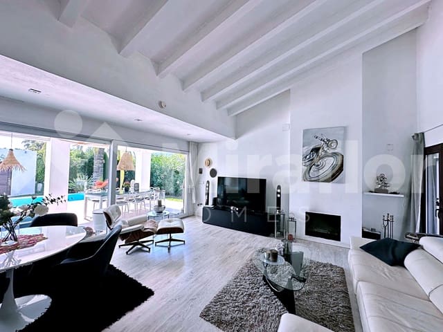 4 sypialnia Willa na sprzedaż w Dénia z basenem - 980 000 € (Ref: 9946792)