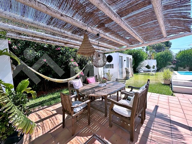 4 sypialnia Willa na sprzedaż w Dénia z basenem - 980 000 € (Ref: 9946792)