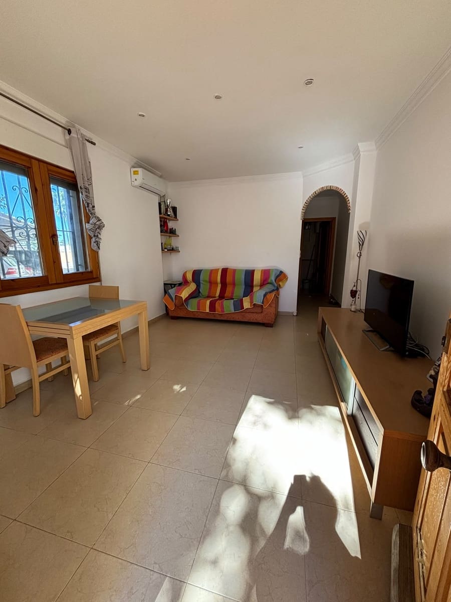 3 slaapkamer Huis te koop in Denia met zwembad - € 220.000 (Ref: 9958724)