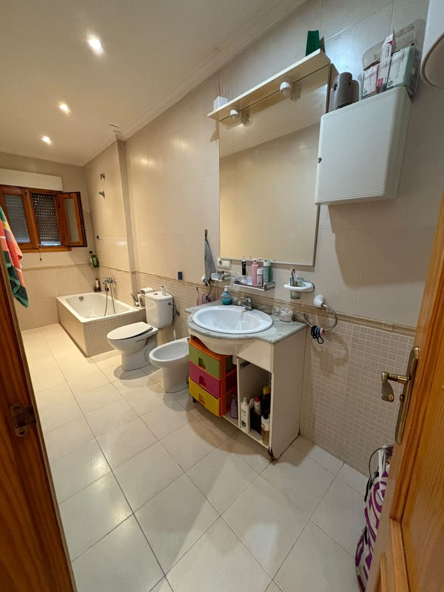 3 slaapkamer Huis te koop in Denia met zwembad - € 220.000 (Ref: 9958724)