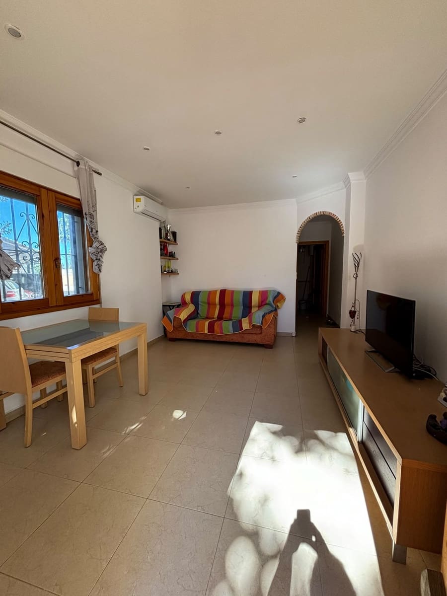 3 slaapkamer Huis te koop in Denia met zwembad - € 220.000 (Ref: 9958724)