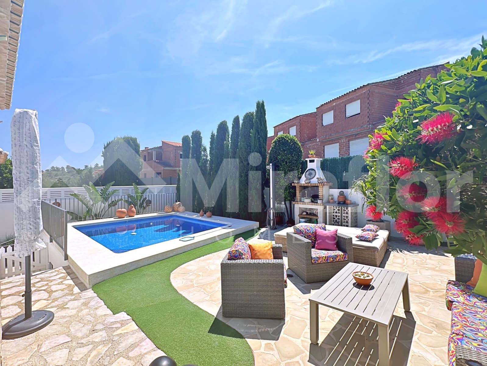 2 slaapkamer Villa te koop in Rafol de Almunia met zwembad - € 315.000 (Ref: 9972240)