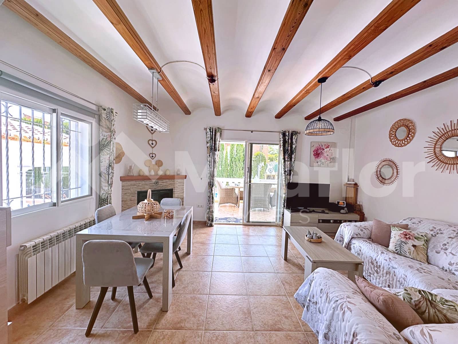 2 slaapkamer Villa te koop in Rafol de Almunia met zwembad - € 315.000 (Ref: 9972240)