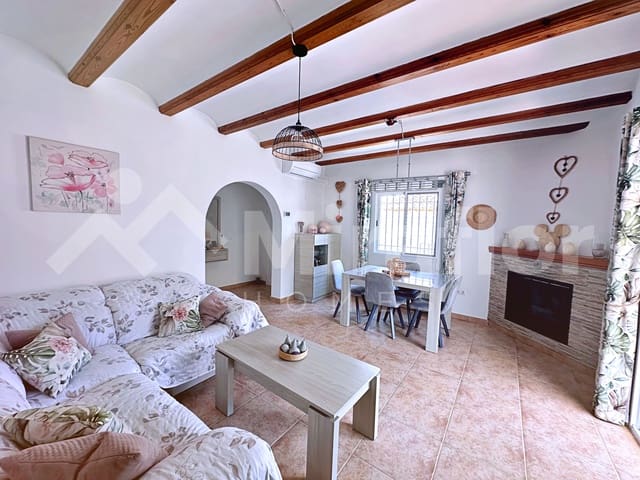 2 soverom Villa til salgs i Ráfol de Almunia med svømmebasseng - € 315 000 (Ref: 9972240)