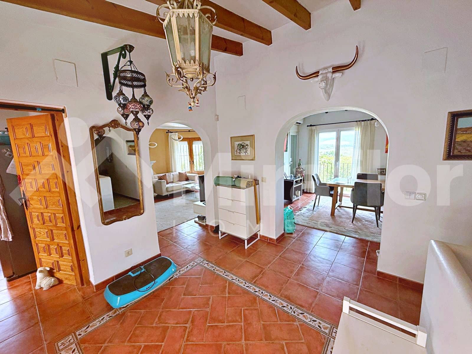 4 Zimmer Villa zu verkaufen in Monte Pego mit Pool - 745.000 € (Ref: 9974273)
