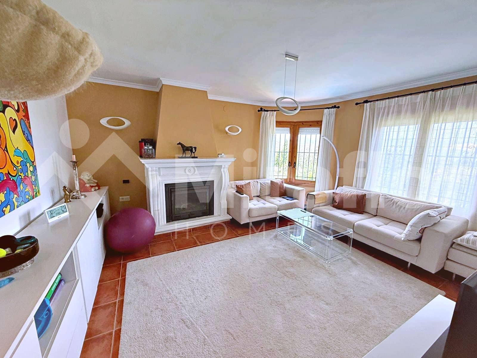 4 Zimmer Villa zu verkaufen in Monte Pego mit Pool - 745.000 € (Ref: 9974273)