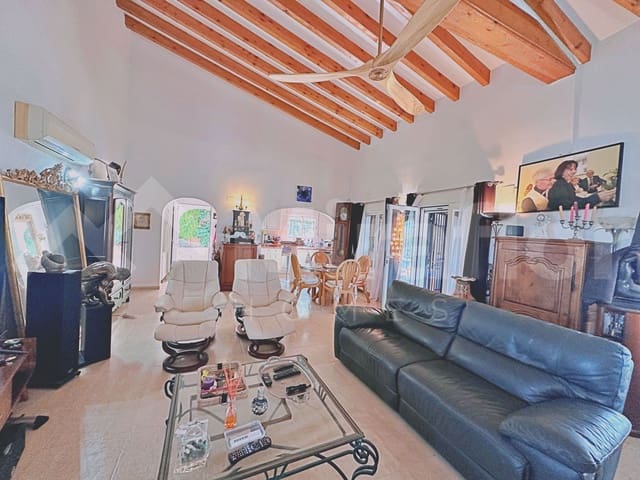 4 bedroom Villa for sale in Monte Pego, Pego with pool - € 599,000 (Ref: 9993570)