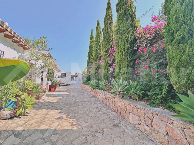 4 bedroom Villa for sale in Monte Pego, Pego with pool - € 599,000 (Ref: 9993570)