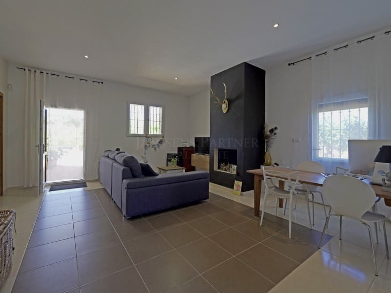 7 makuuhuone Huvila myytävänä paikassa Hondon de las Nieves - 725 000 € (Ref: 10003656)