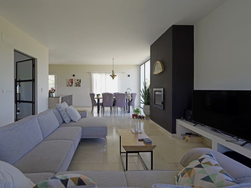7 makuuhuone Huvila myytävänä paikassa Hondon de las Nieves - 725 000 € (Ref: 10003656)