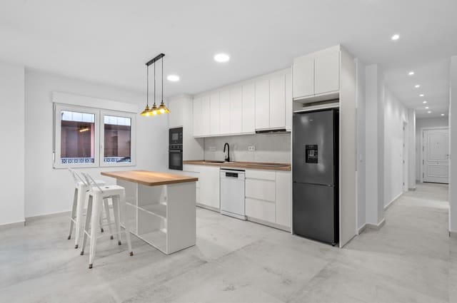 3 slaapkamer Appartement te koop in Playa del Acequión, Torrevieja - € 275.000 (Ref: 10003660)