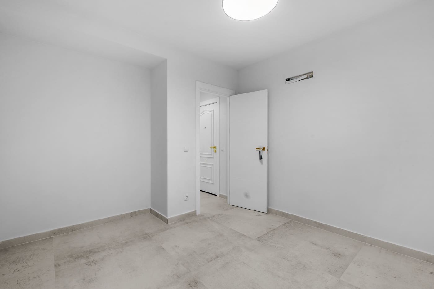 3 quarto Apartamento para venda em Torrevieja - 275 000 € (Ref: 10003660)