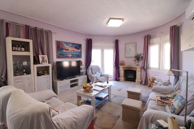 Chalet de 3 habitaciones en Benimar, Benijófar en venta con piscina - 349.950 € (Ref: 10003663)