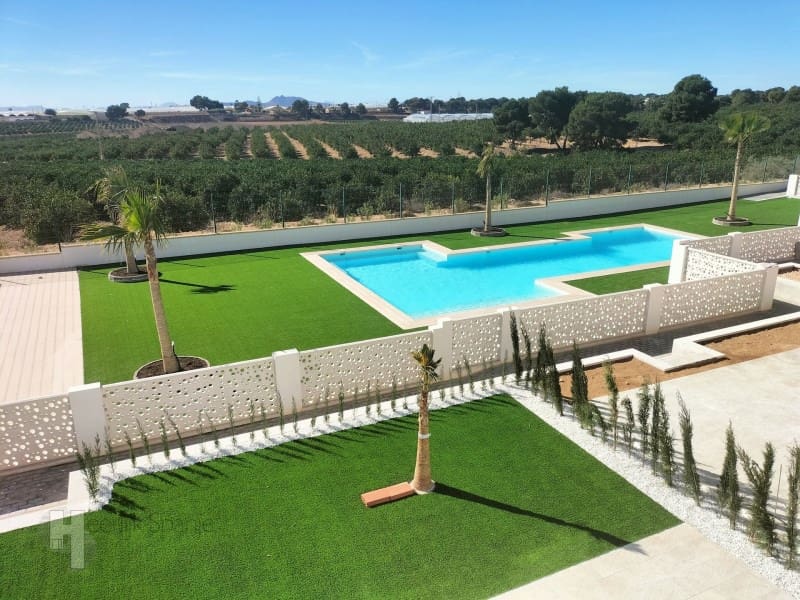 3 Zimmer Villa zu verkaufen in Pilar de la Horadada mit Pool - 420.000 € (Ref: 10003664)