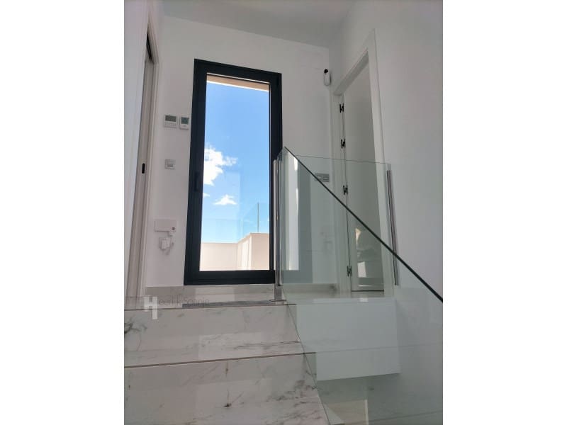 3 Zimmer Villa zu verkaufen in Pilar de la Horadada mit Pool - 420.000 € (Ref: 10003664)