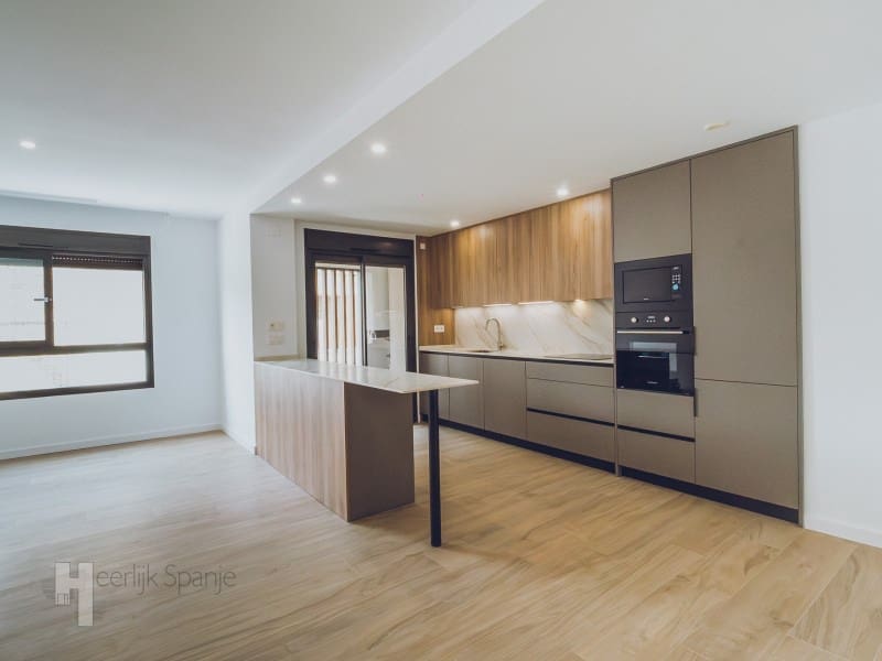 Ático de 3 habitaciones en Redován en venta - 215.000 € (Ref: 10003665)