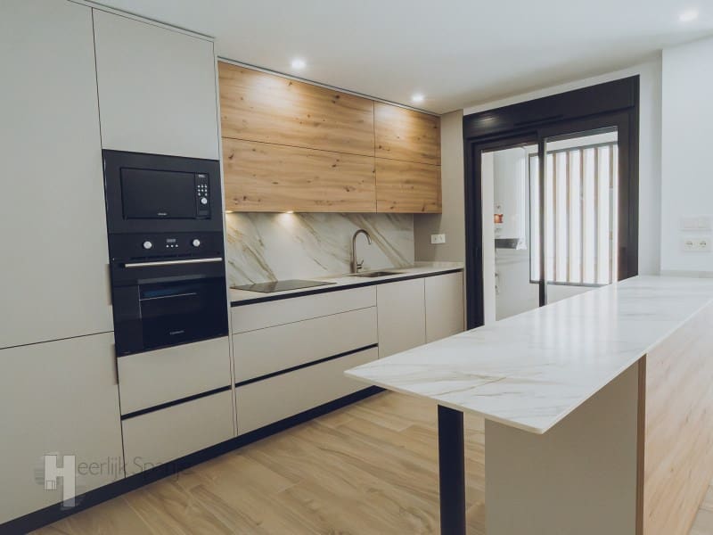 Ático de 3 habitaciones en Redován en venta - 215.000 € (Ref: 10003665)