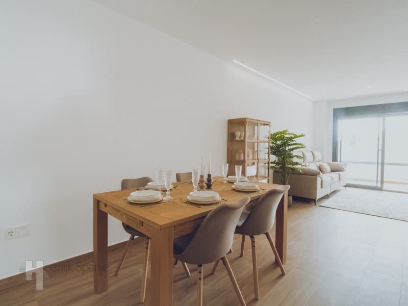 Ático de 3 habitaciones en Redován en venta - 215.000 € (Ref: 10003665)