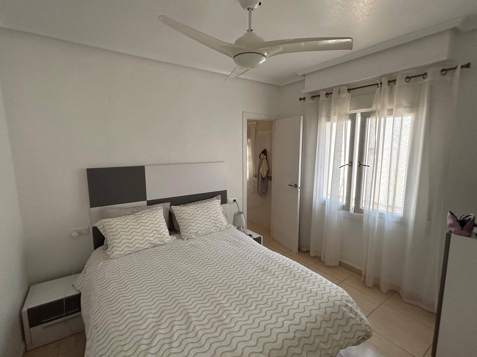 2 Zimmer Villa zu verkaufen in La Marquesa mit Pool Garage - 179.950 € (Ref: 10003668)
