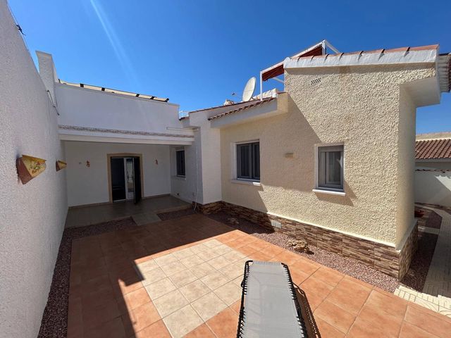2 Zimmer Villa zu verkaufen in La Marquesa, Rojales mit Pool Garage - 179.950 € (Ref: 10003668)