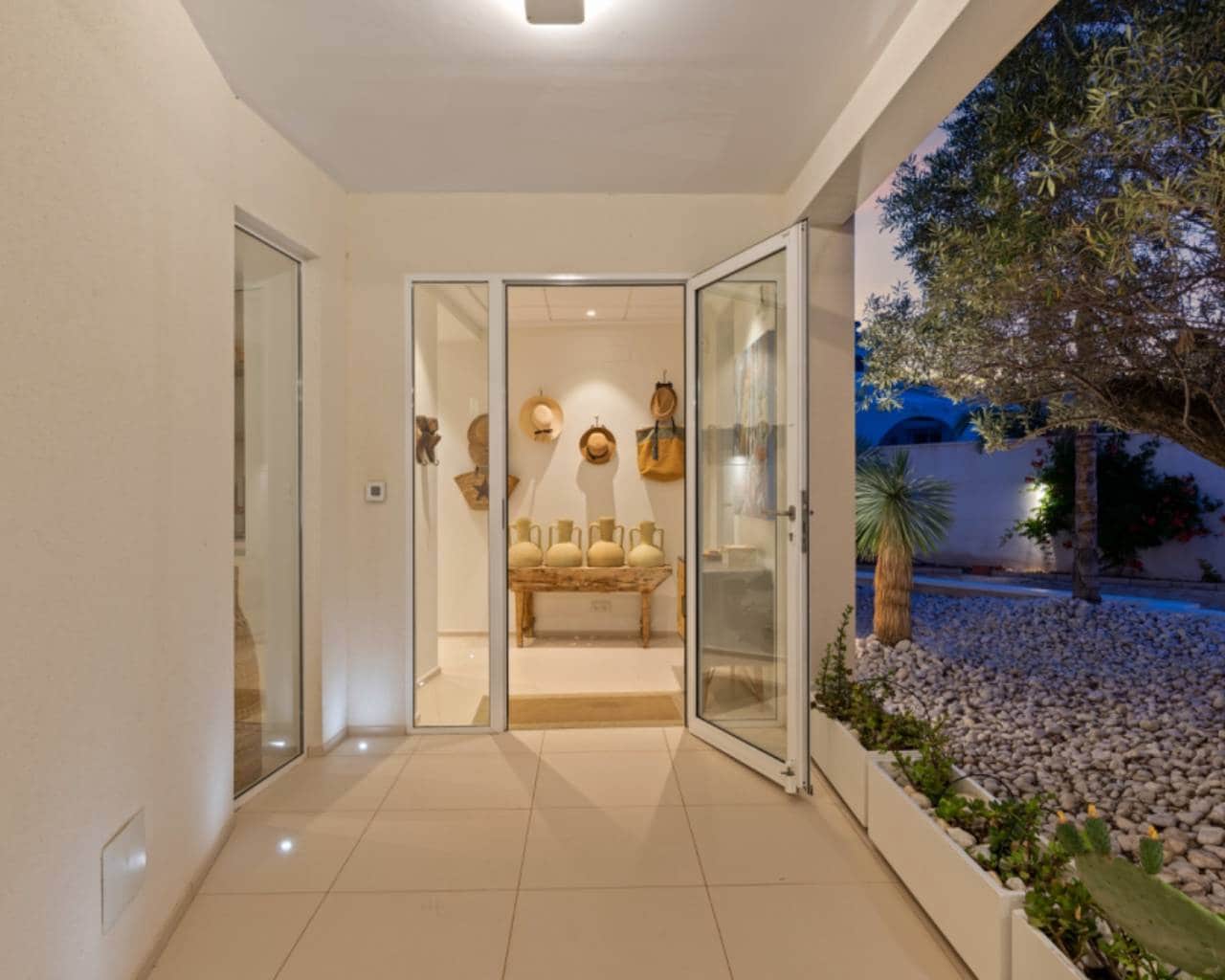 5 bedroom Villa for sale in Ciudad Quesada with pool - € 1,499,999 (Ref: 10003670)