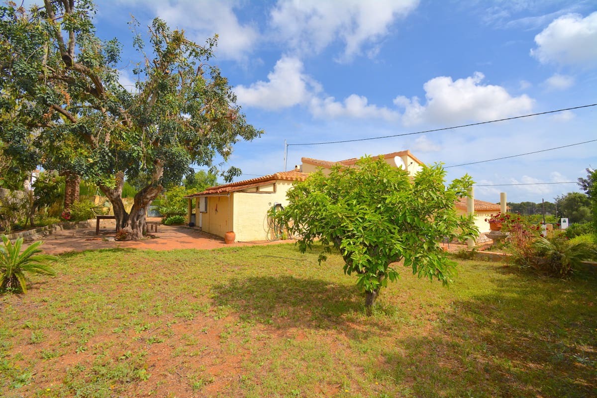 3 makuuhuone Maalaistalo myytävänä paikassa Denia - 395 000 € (Ref: 10003696)
