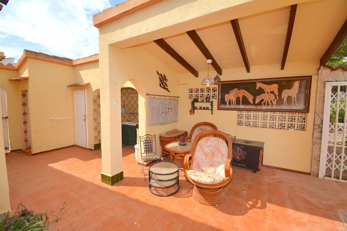 3 makuuhuone Maalaistalo myytävänä paikassa Denia - 395 000 € (Ref: 10003696)