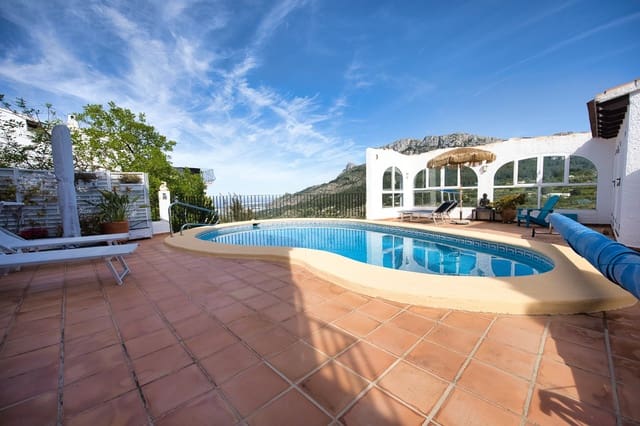 4 sypialnia Willa na sprzedaż w Monte Pego, Pego z basenem - 499 000 € (Ref: 10003697)