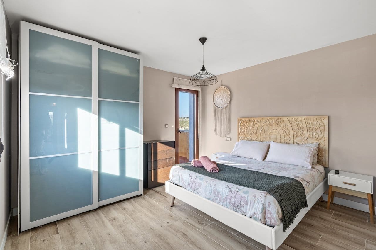 Chalet de 4 habitaciones en Santa Pola en venta con piscina - 799.000 € (Ref: 10003699)