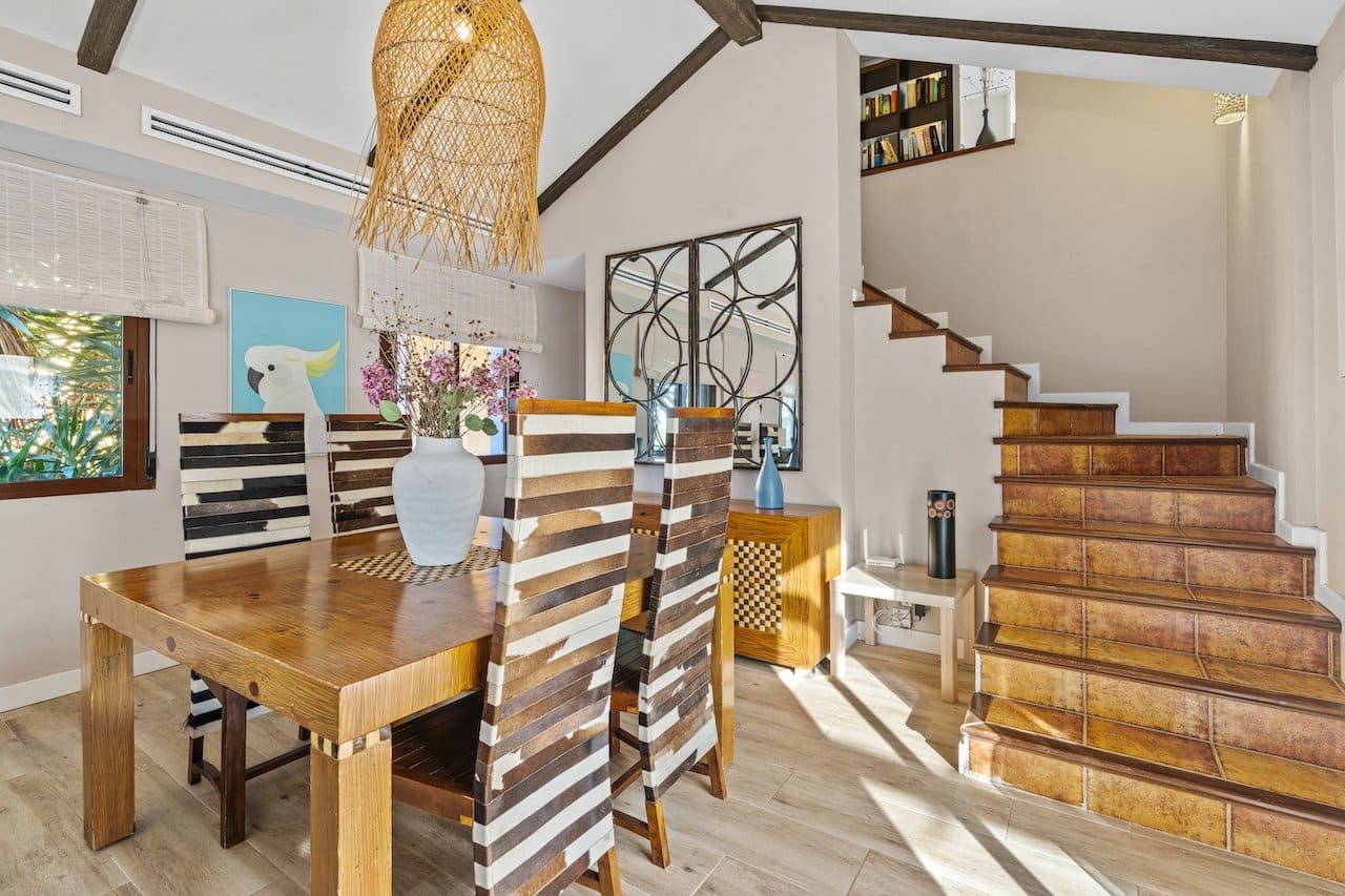 Chalet de 4 habitaciones en Santa Pola en venta con piscina - 799.000 € (Ref: 10003699)