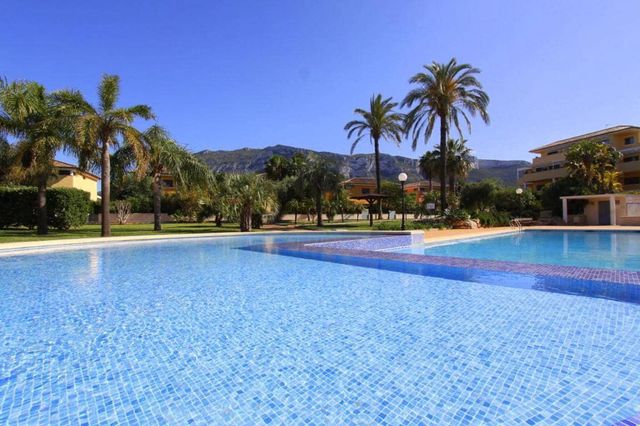 3 sovrum Lägenhet till salu i Dénia med pool garage - 605 000 € (Ref: 10003700)