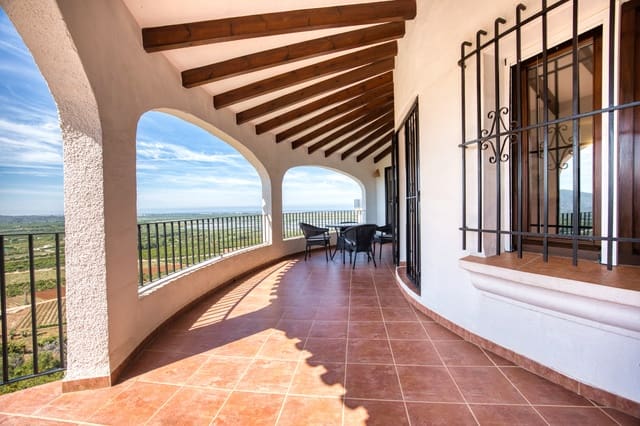 4 sypialnia Willa na sprzedaż w Monte Pego, Pego z basenem - 440 000 € (Ref: 10003704)