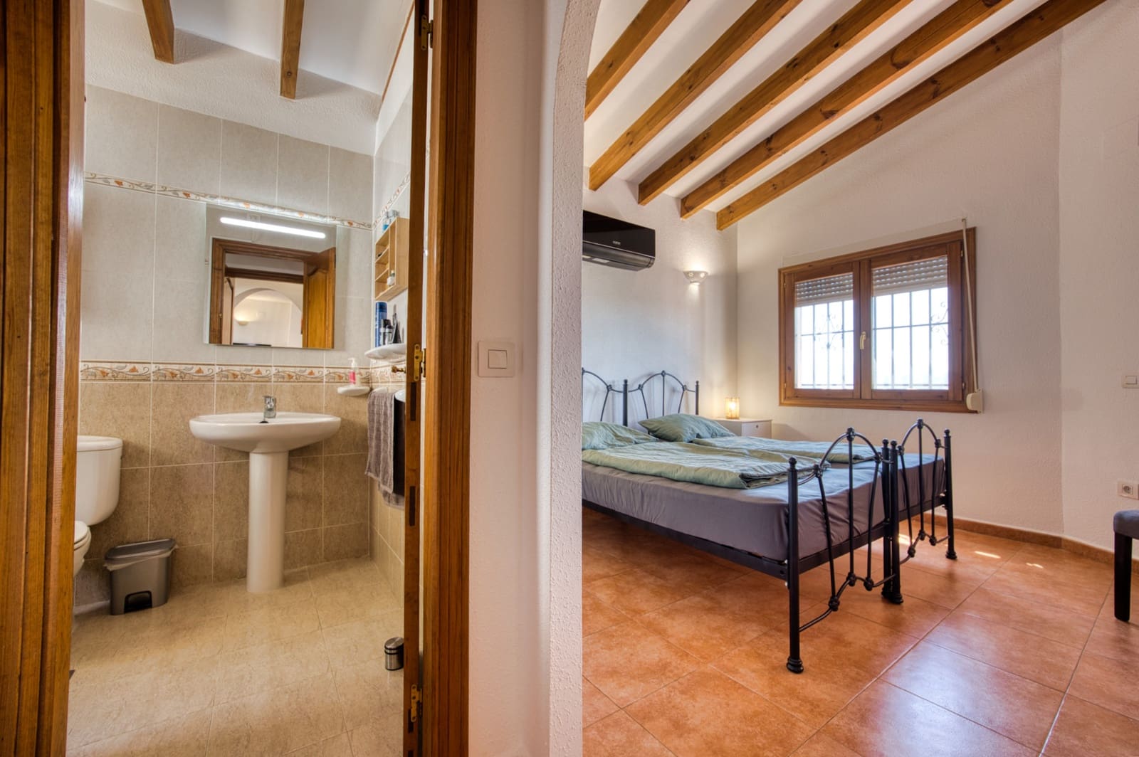 4 sypialnia Willa na sprzedaż w Monte Pego z basenem - 440 000 € (Ref: 10003704)
