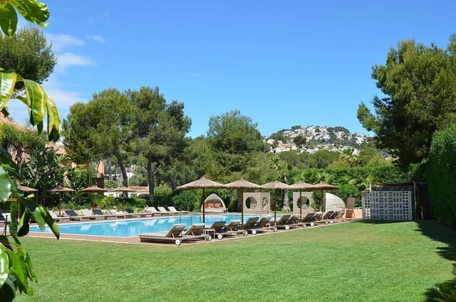 2 Zimmer Apartment zu verkaufen in Moraira, Teulada-Moraira mit Pool - 375.000 € (Ref: 10003706)