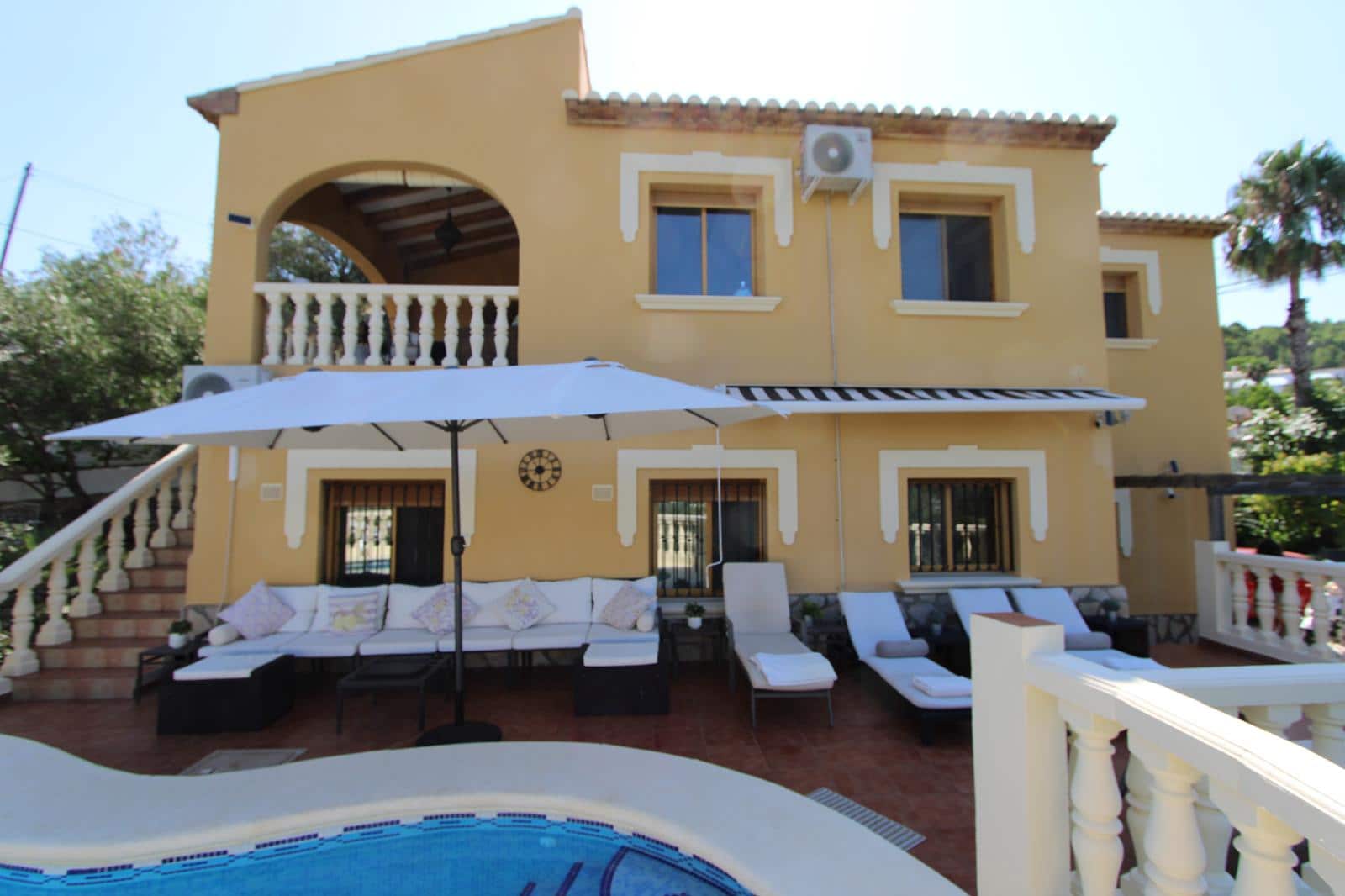 3 quarto Moradia para venda em Orba com piscina - 499 995 € (Ref: 10003709)