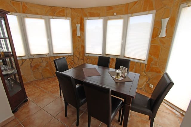 3 camera da letto Villa in vendita in Orba con piscina - 475.000 € (Rif: 10003710)