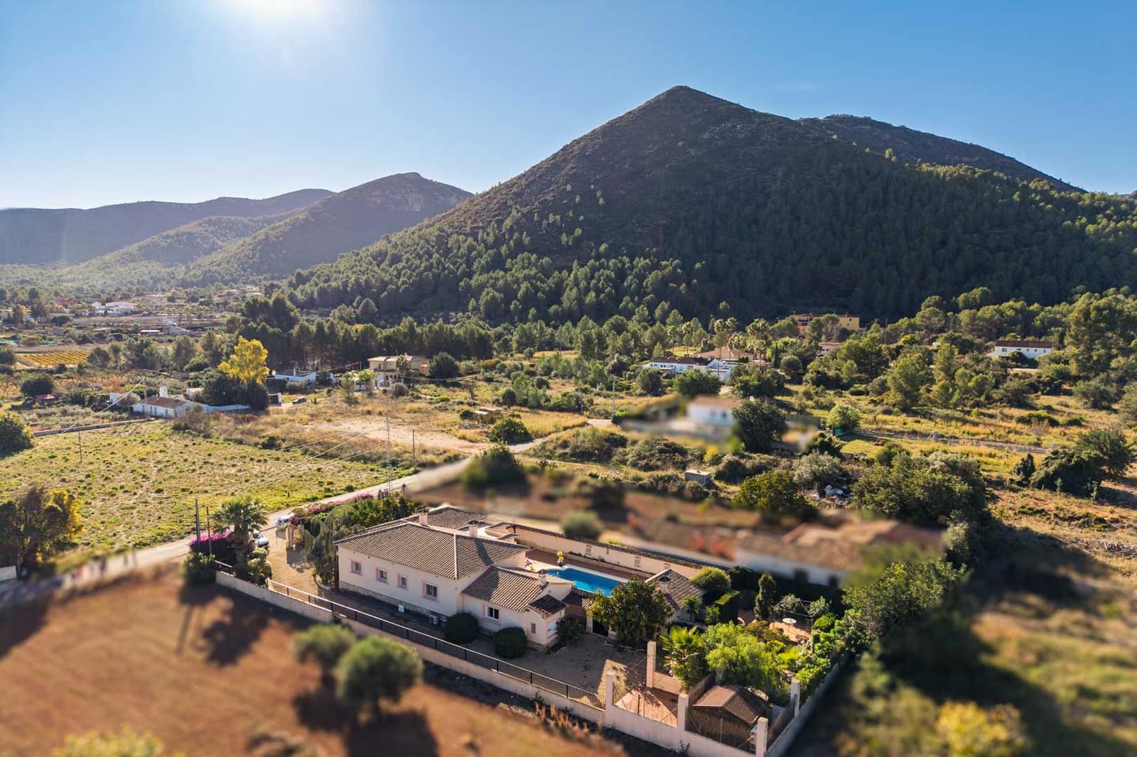 3 chambre Finca/Maison de Campagne à vendre à Jalon / Xalo avec piscine - 625 000 € (Ref: 10003711)