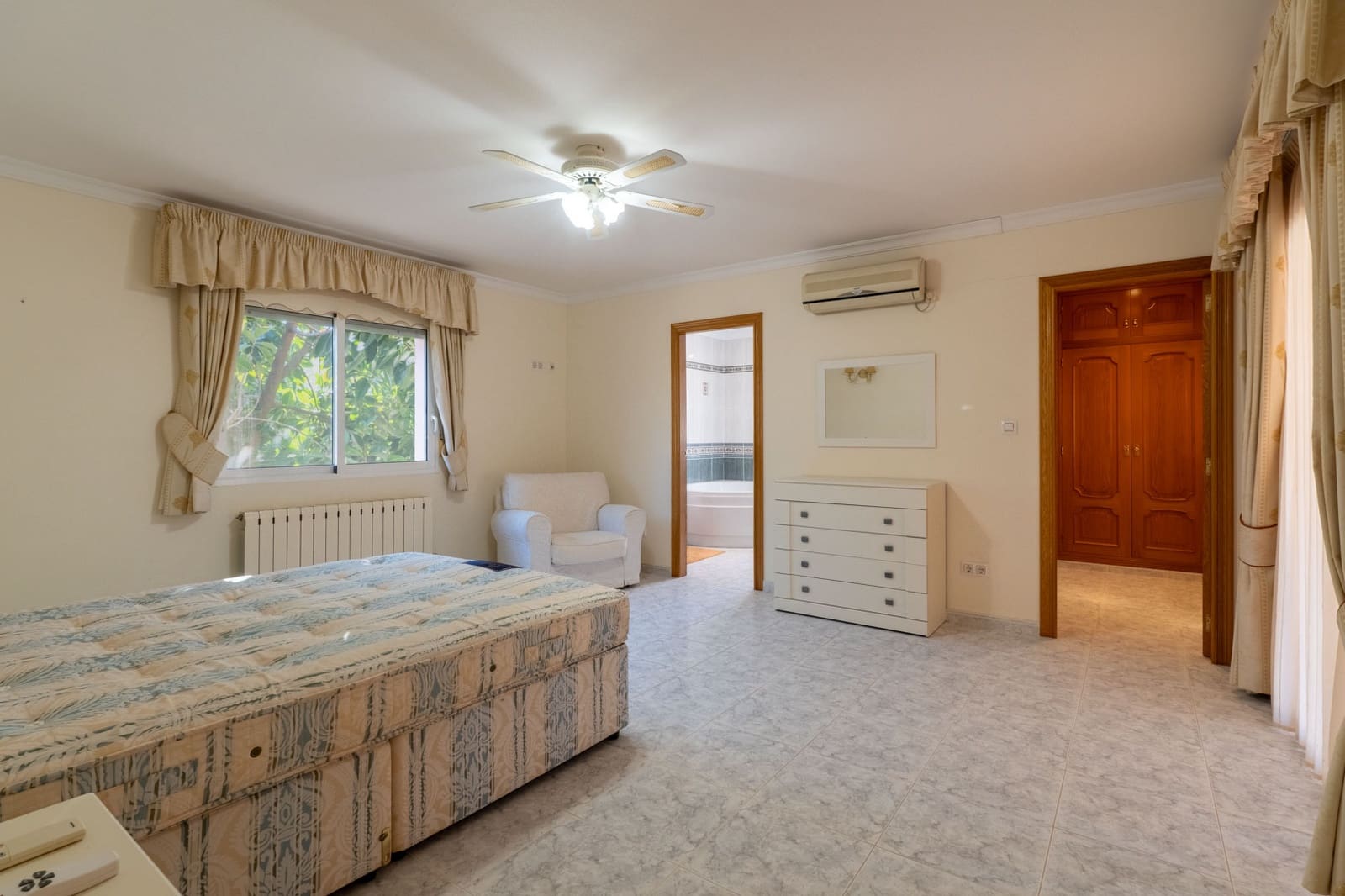 3 chambre Finca/Maison de Campagne à vendre à Jalon / Xalo avec piscine - 625 000 € (Ref: 10003711)