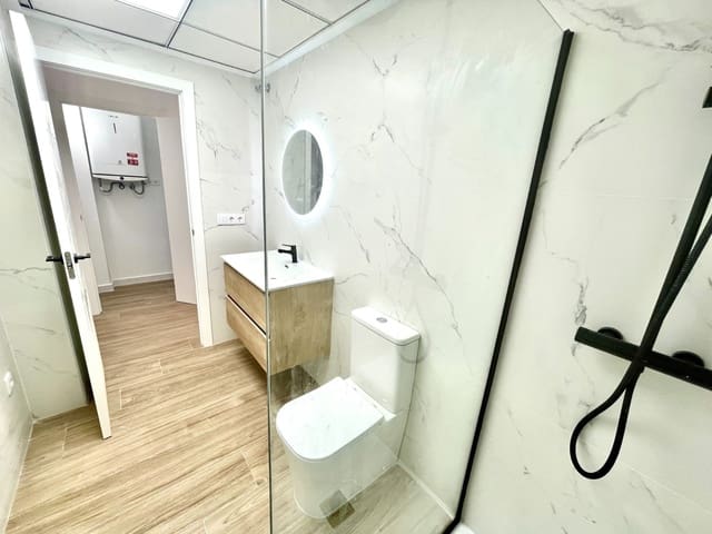 Casa de 3 habitaciones en Daya Vieja en venta - 165.900 € (Ref: 10003729)