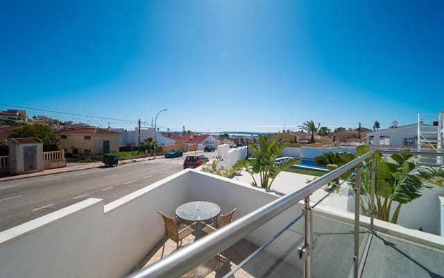 2 bedroom Bungalow for sale in Ciudad Quesada, Rojales - € 189,000 (Ref: 10025219)