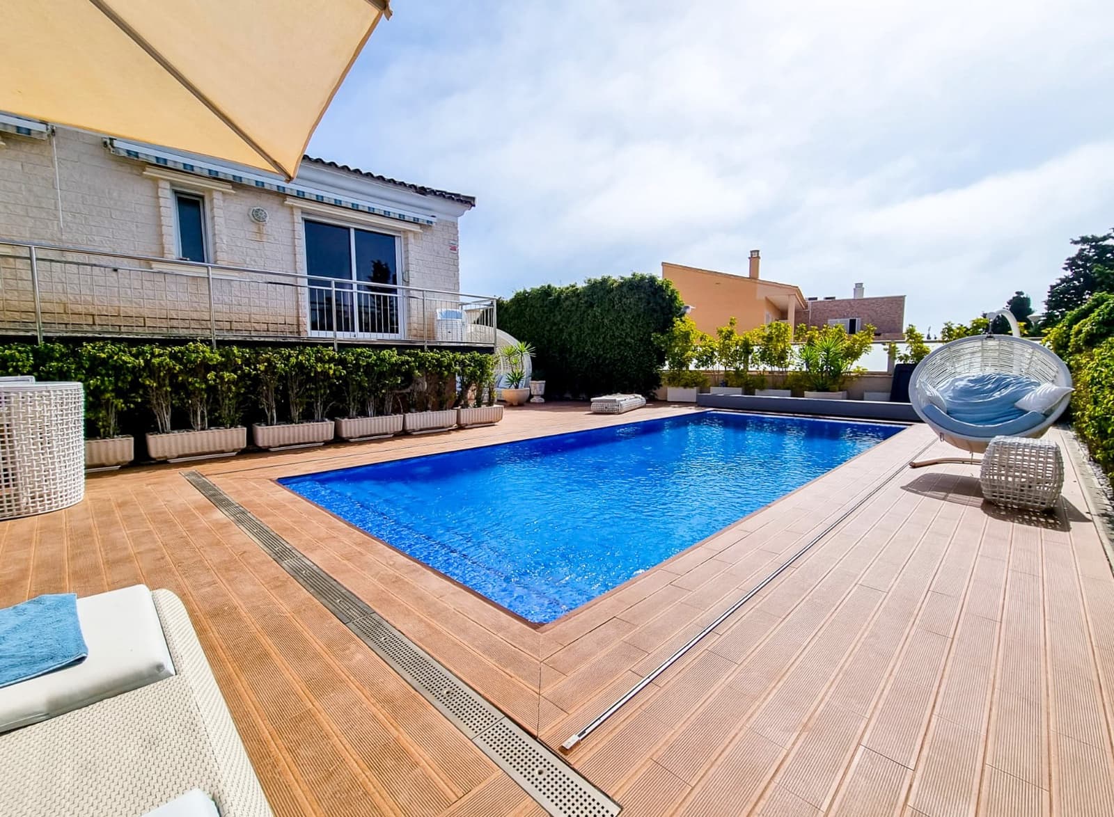 5 camera da letto Villa in vendita in Torrevieja con piscina - 1.170.000 € (Rif: 10025707)