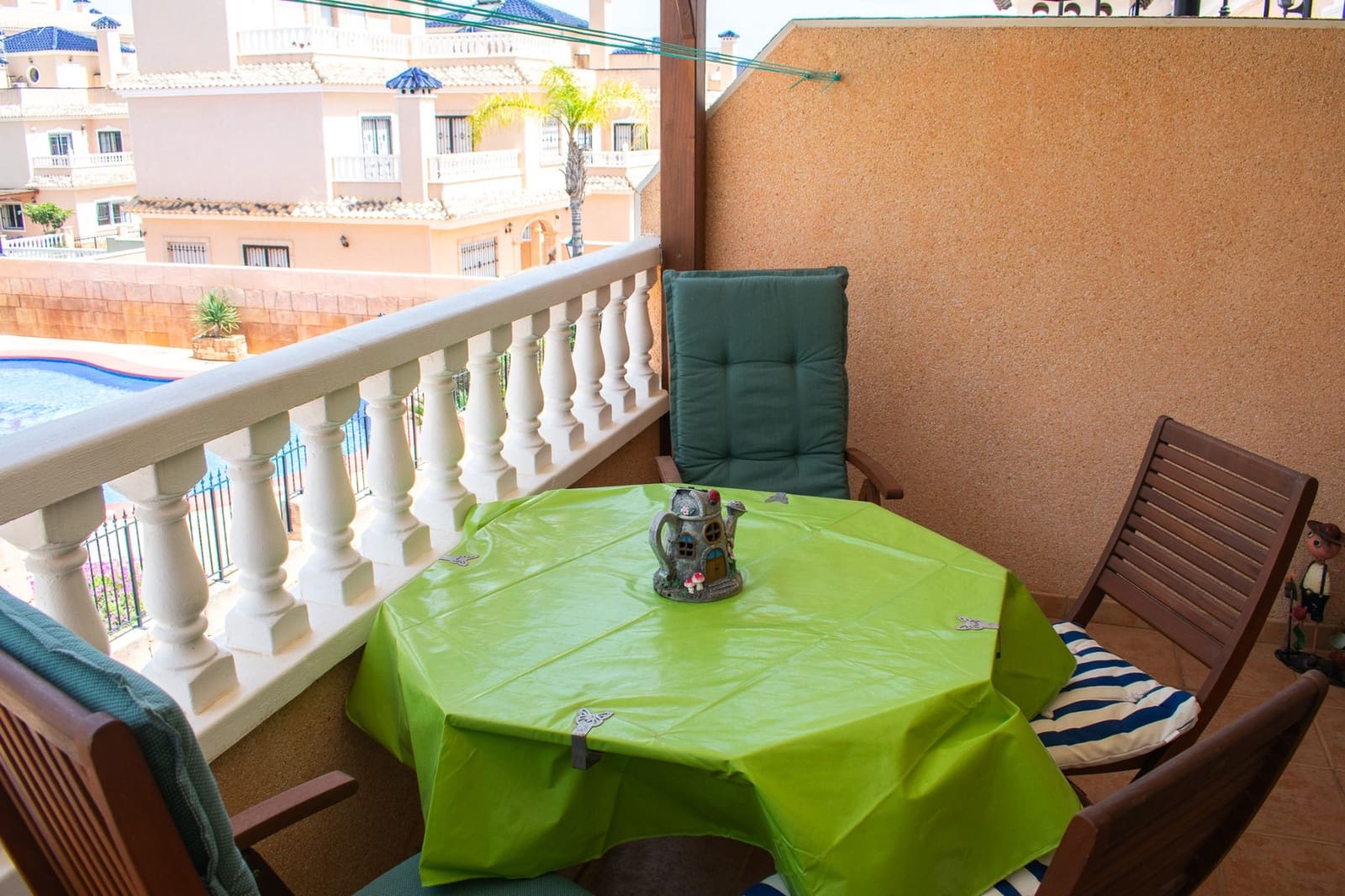 Chalet de 2 habitaciones en Orihuela Costa en venta - 211.500 € (Ref: 10025708)