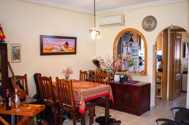 Chalet de 2 habitaciones en Villamartin, Orihuela en venta - 211.500 € (Ref: 10025708)